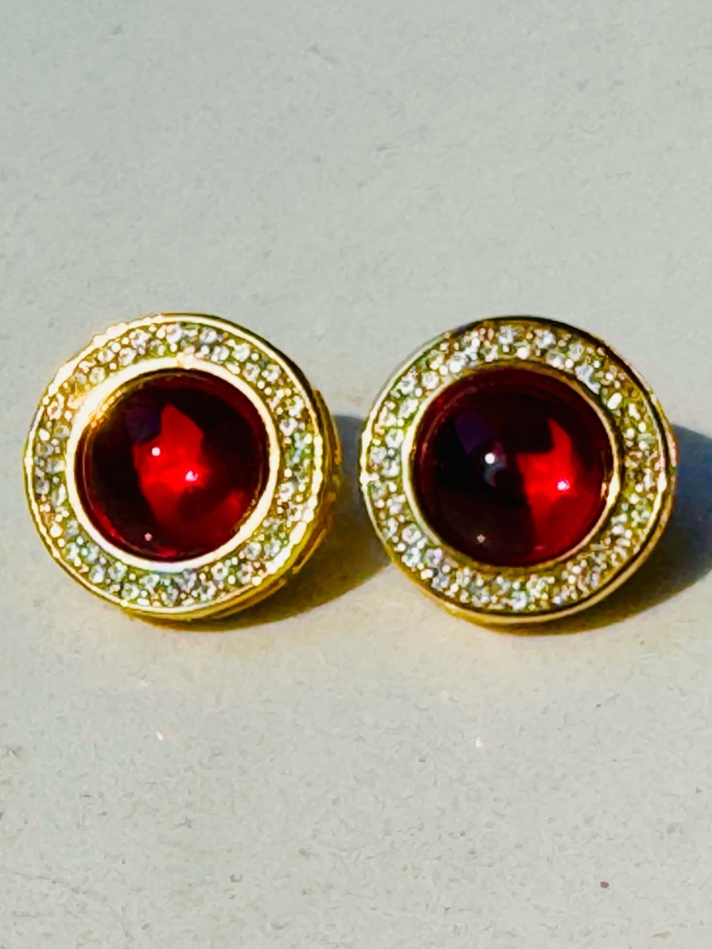 Vintage Swarovski Ruby Red Cabochon/Pavé Crystal Gold Pierced Earrings Edelweiss - Picture 4 of 6